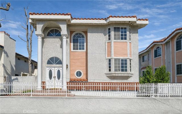 32 Diamond D, Arcadia, CA 91006