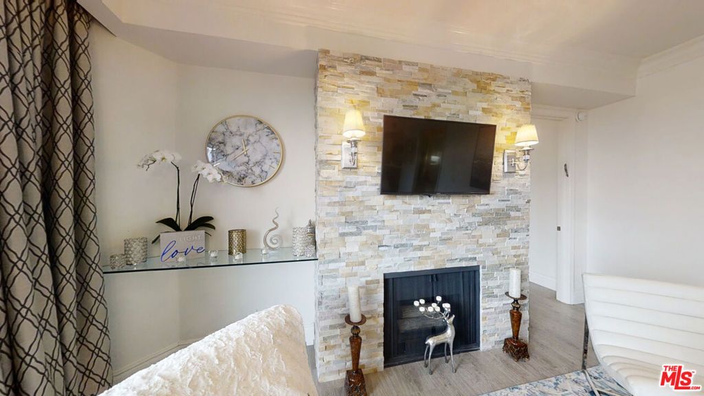 10550 Wilshire Boulevard 501, Los Angeles, CA 90024 — photo 4