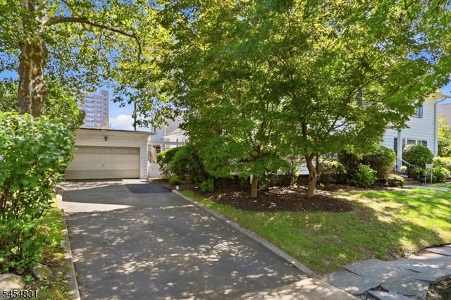 415 Ridge St, Newark City, NJ 07104