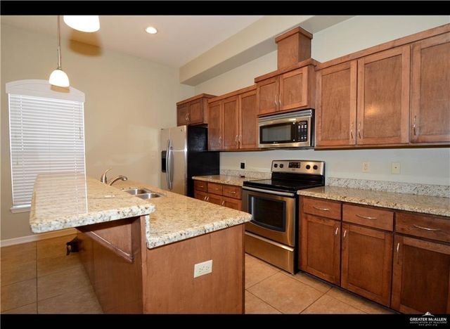 2815 Mimosa Street 3, Mission, TX 78574