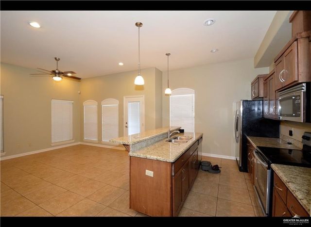 2815 Mimosa Street 3, Mission, TX 78574