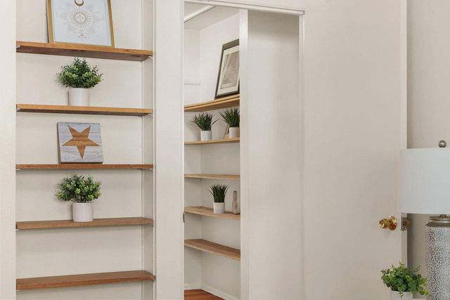 2845 Tomahawk Court, Middleton, WI 53562