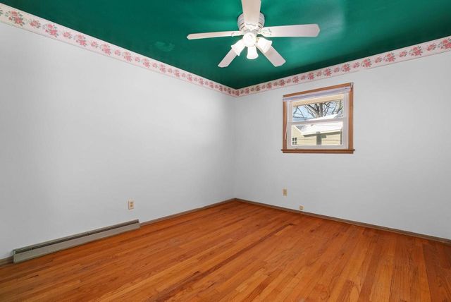 2845 Tomahawk Court, Middleton, WI 53562