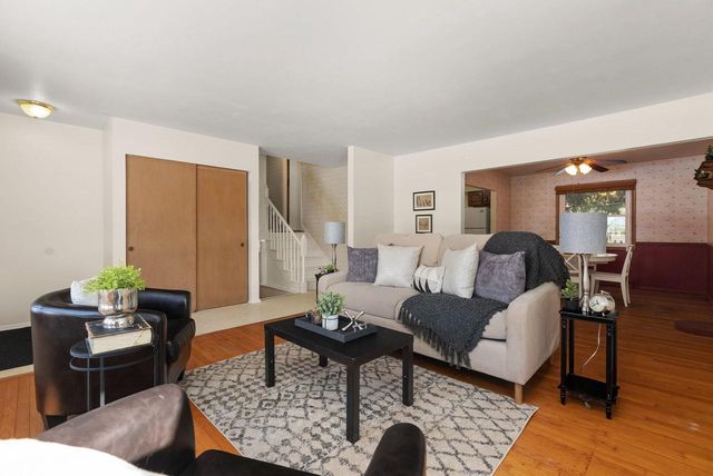 2845 Tomahawk Court, Middleton, WI 53562