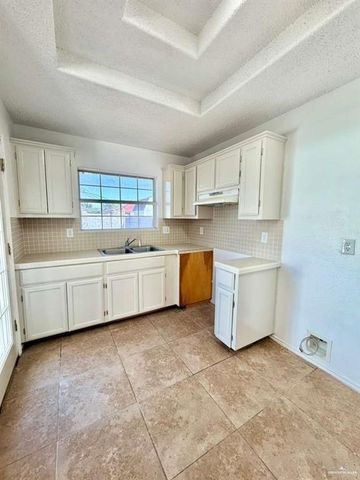 6209 S Venus Lane, Pharr, TX 78577