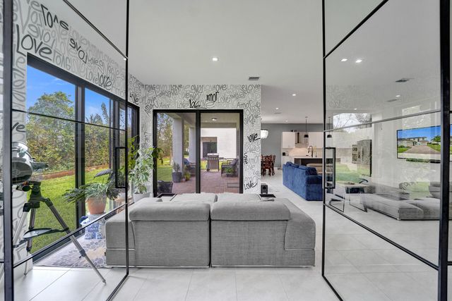 13025 Addilyn Court, Davie, FL 33325