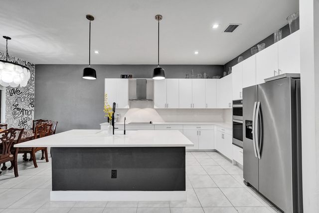 13025 Addilyn Court, Davie, FL 33325