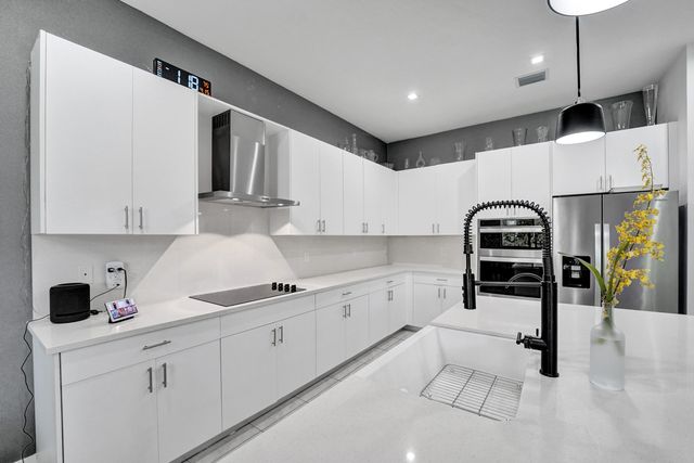 13025 Addilyn Court, Davie, FL 33325