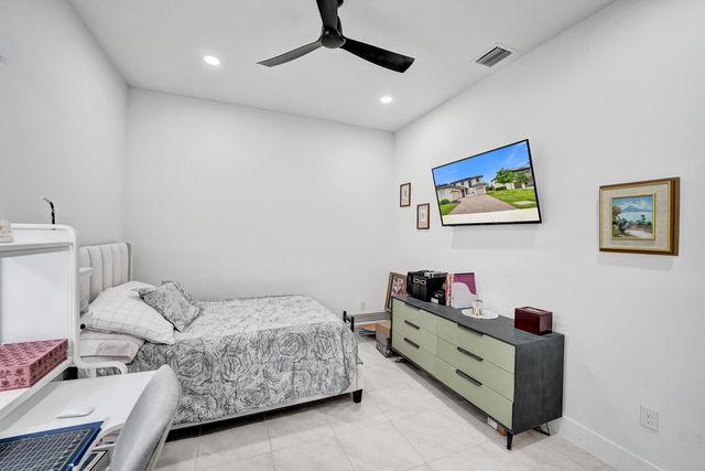 13025 Addilyn Court, Davie, FL 33325