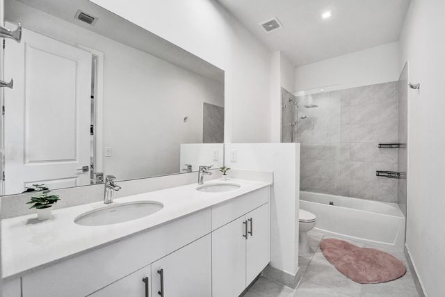 13025 Addilyn Court, Davie, FL 33325