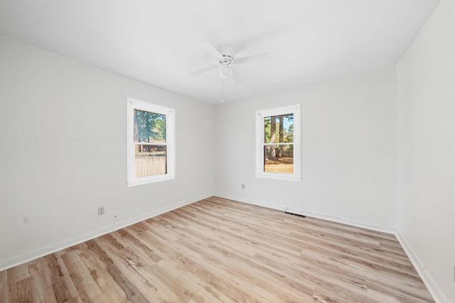 1812 W Center Ave, Searcy, AR 72143