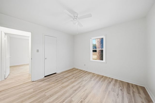 1812 W Center Ave, Searcy, AR 72143