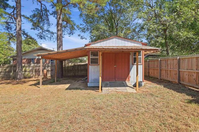 1812 W Center Ave, Searcy, AR 72143