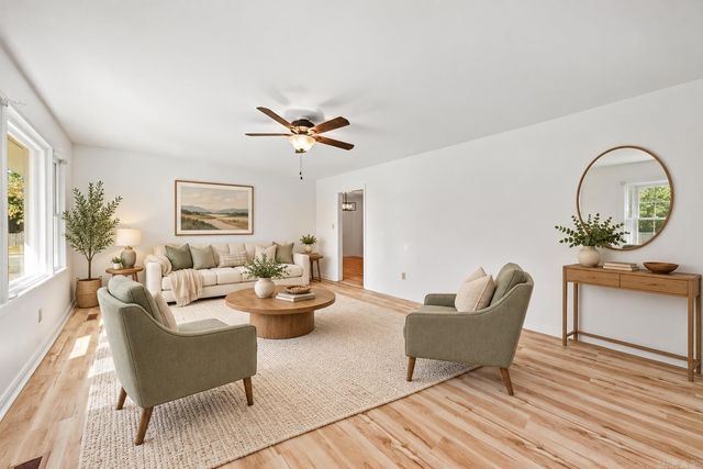 1812 W Center Ave, Searcy, AR 72143