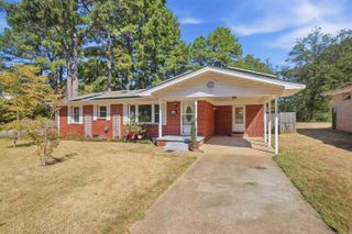 1812 W Center Ave, Searcy, AR 72143
