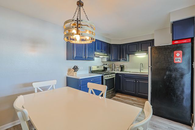 2222 N Harlem Avenue 2NW, Elmwood Park, IL 60707