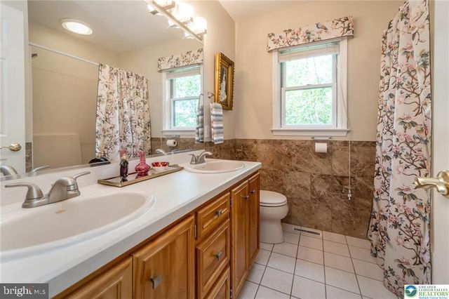 2165 BEECHWOOD ST, Orefield, PA 18069