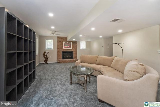 2165 BEECHWOOD ST, Orefield, PA 18069