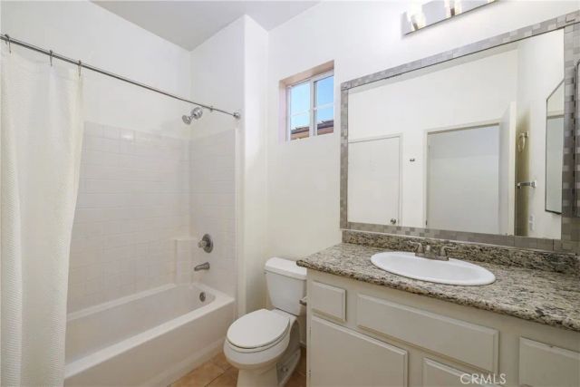11377 Brookglen Court, Riverside, CA 92505