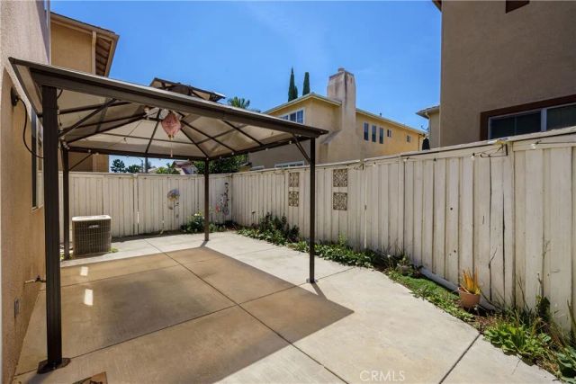 11377 Brookglen Court, Riverside, CA 92505