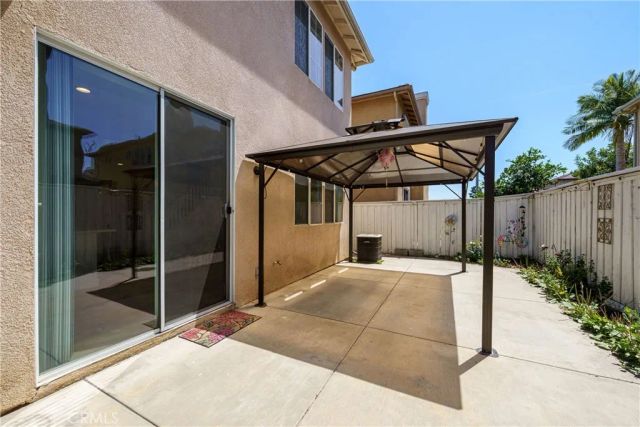 11377 Brookglen Court, Riverside, CA 92505