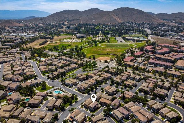 11377 Brookglen Court, Riverside, CA 92505