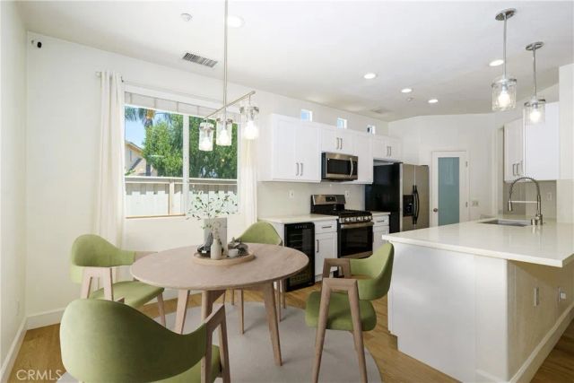 11377 Brookglen Court, Riverside, CA 92505