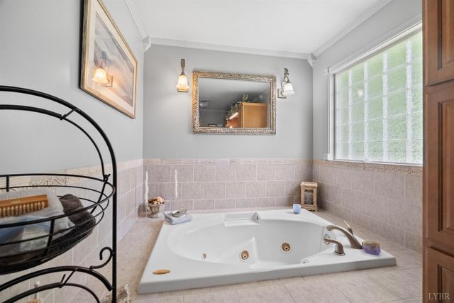 176 Spruce Lane, Lynchburg, VA 24501