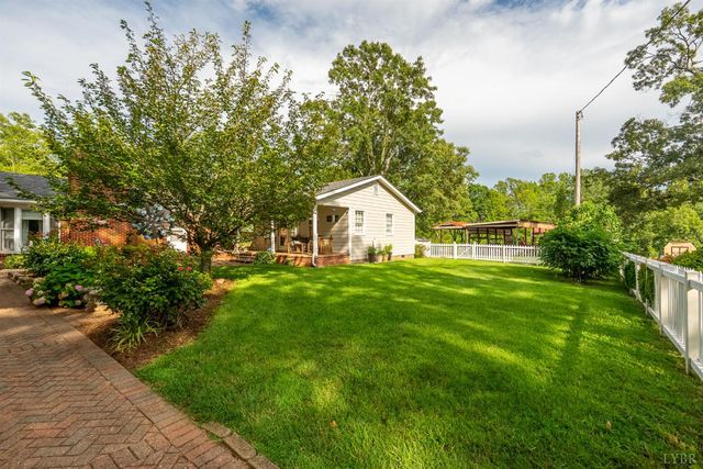 176 Spruce Lane, Lynchburg, VA 24501