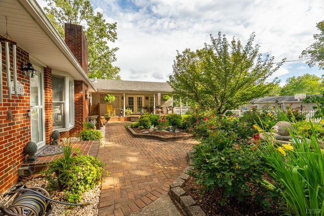 176 Spruce Lane, Lynchburg, VA 24501