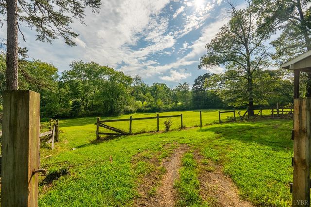 176 Spruce Lane, Lynchburg, VA 24501