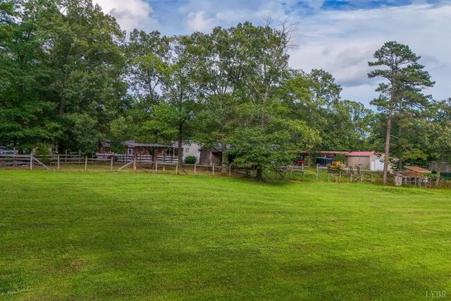176 Spruce Lane, Lynchburg, VA 24501