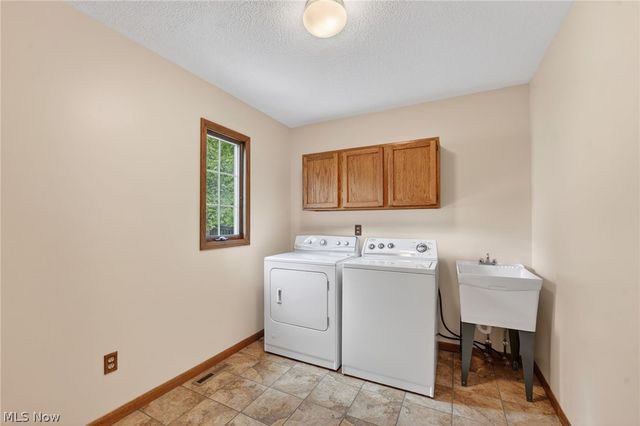 1137 Sturbridge Drive, Medina, OH 44256