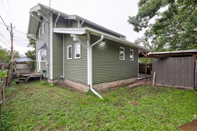1610 E 8th Street, Des Moines, IA 50316