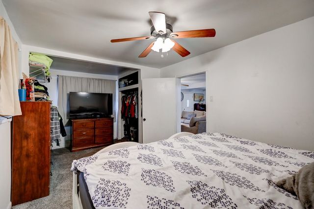 1610 E 8th Street, Des Moines, IA 50316