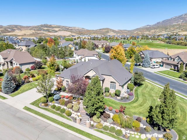 5852 W CENTURY HEIGHTS DR, Highland, UT 84003