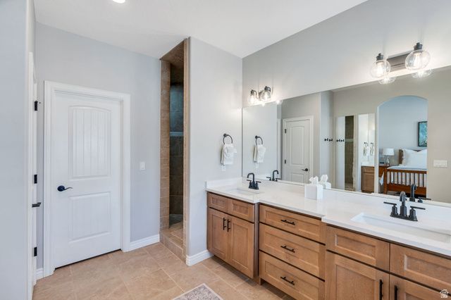 5852 W CENTURY HEIGHTS DR, Highland, UT 84003