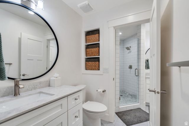 5852 W CENTURY HEIGHTS DR, Highland, UT 84003