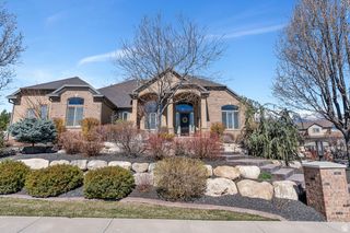 5852 W CENTURY HEIGHTS DR, Highland, UT 84003