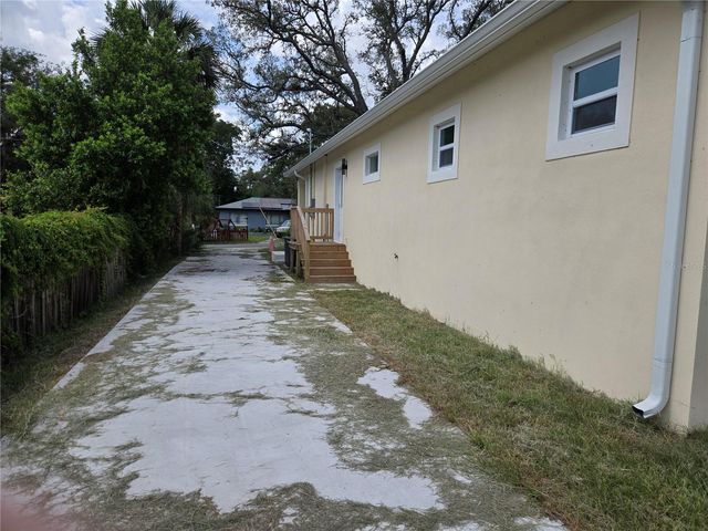 704 E ORCHID AVENUE, Tampa, FL 33612