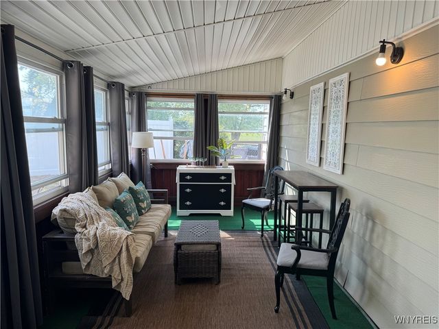 88 Elsie Lane, Grand Island, NY 14072