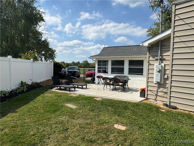 88 Elsie Lane, Grand Island, NY 14072