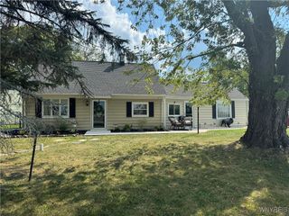 88 Elsie Lane, Grand Island, NY 14072