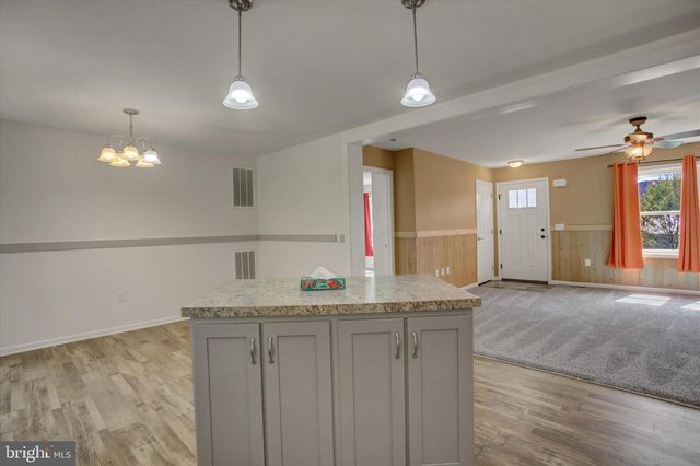 19 BROOKLYN DR, Mcconnellsburg, PA 17233