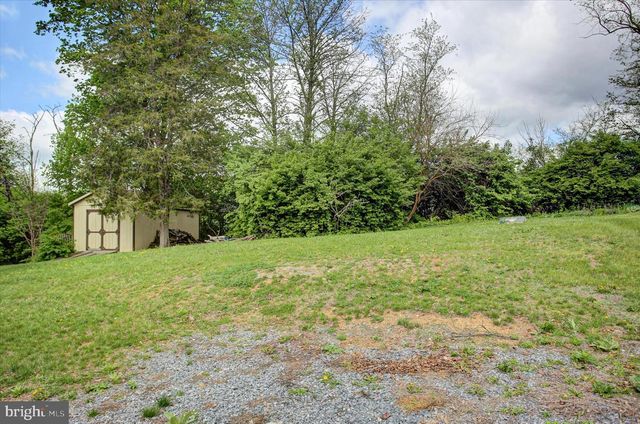 19 BROOKLYN DR, Mcconnellsburg, PA 17233
