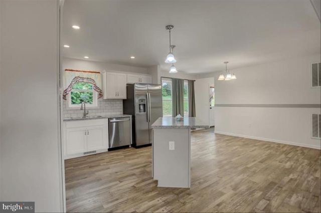 19 BROOKLYN DR, Mcconnellsburg, PA 17233