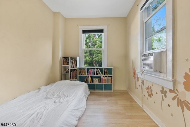 12 Dey St, Montclair Twp., NJ 07042