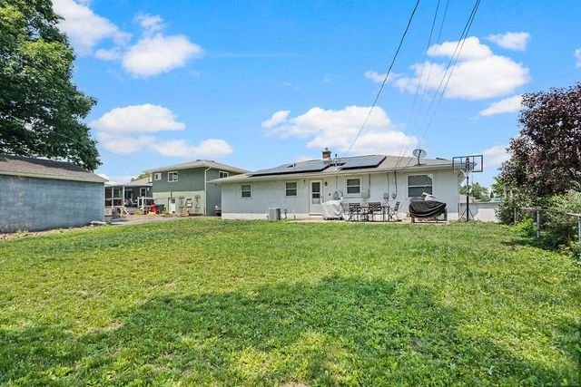 2699 Eugene Avenue, Grove City, OH 43123