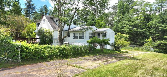 530 Sackett Lake Road, Monticello, NY 12701