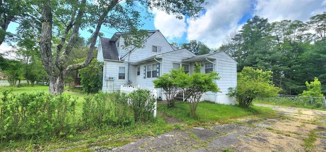 530 Sackett Lake Road, Monticello, NY 12701